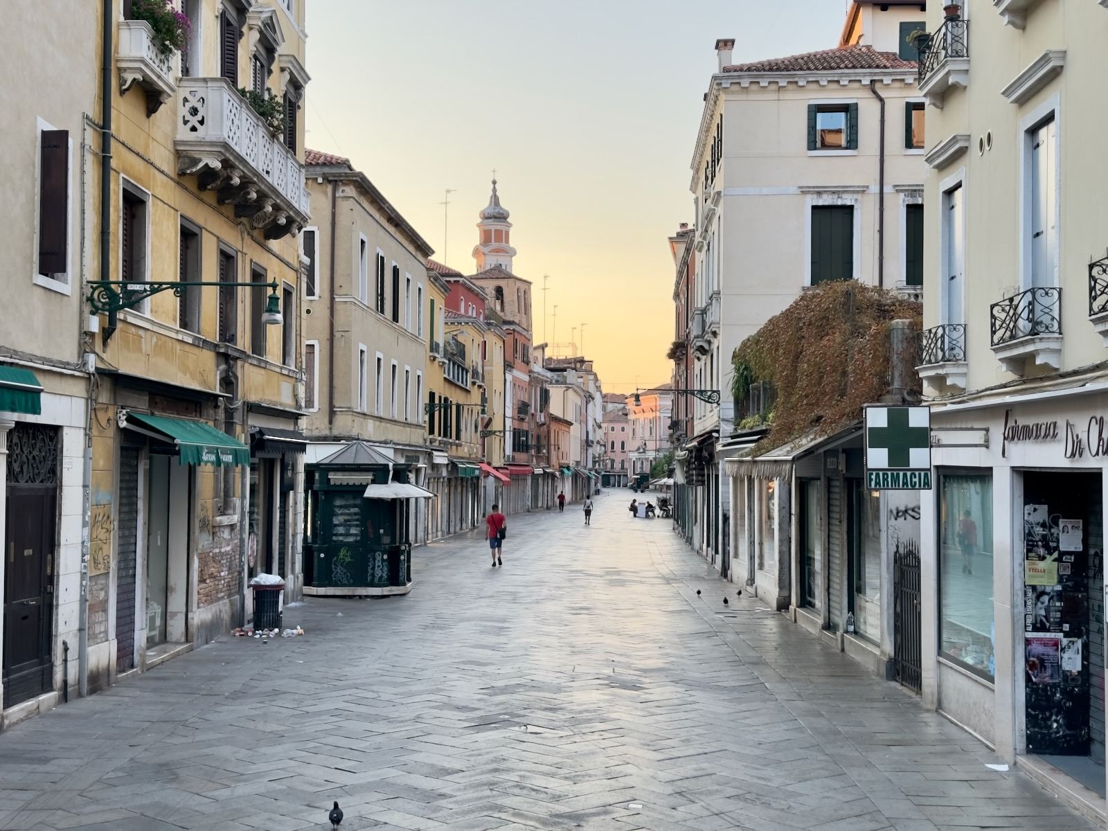 STRADA NOVA: STORIA DI UNA VIA